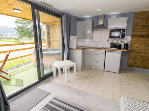 Cilan Lodge House in Wales