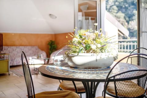 Balcony/Terrace, Living room, Dining area