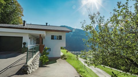 Ferienwohnung Barbara Salzgeber Apartamento in Vorarlberg, Austria