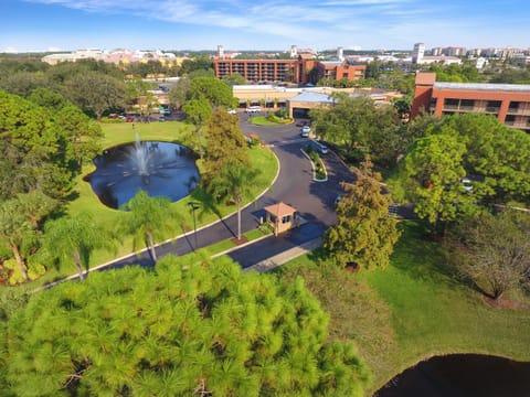 Facade/entrance, Bird's eye view, Lake view