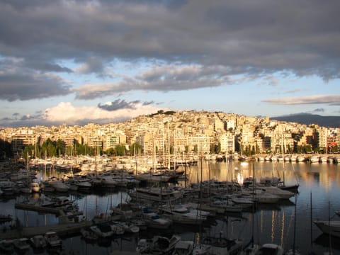 Piraeus Seaview Elegant Apartments Condo in Pireas