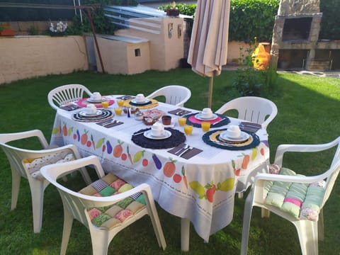 BBQ facilities, Garden