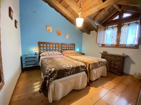 pension trescasas Bed and Breakfast in Community of Madrid