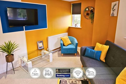 TV and multimedia, Living room, Seating area