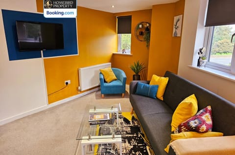 TV and multimedia, Living room, Seating area