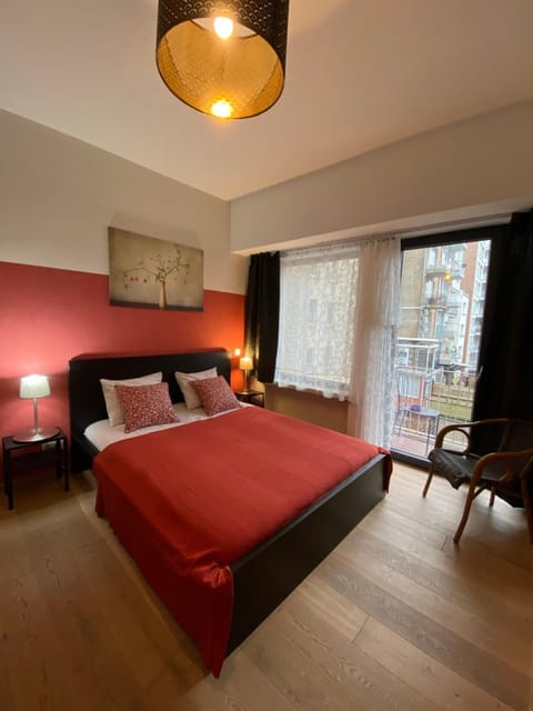 Brial apartment 2 bedrooms, Condo in Antwerp