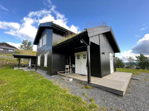 Torshaug 4 bedroom cabin Chalet in Innlandet