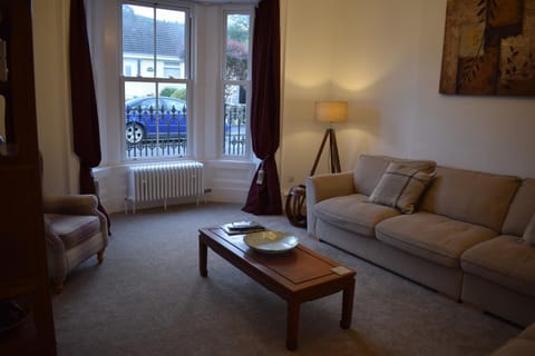 Woodlyn Guest House Bed and Breakfast in England