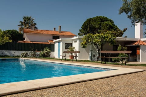 Casa da Quintinha - Villa with a pool Chalet in Setubal District