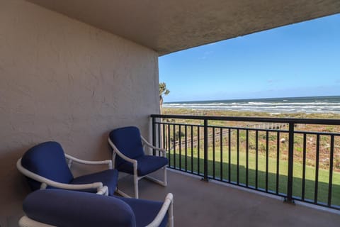 Barefoot Trace 314 House in Butler Beach