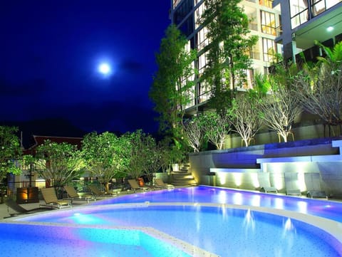 Pool view, Swimming pool