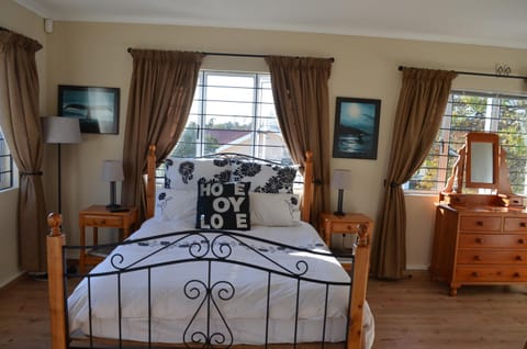 Whale Tale Vacation rental in Cape Town