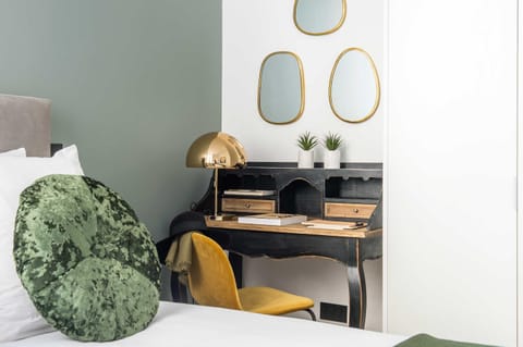 Decorative detail, Bedroom