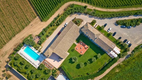 Natural landscape, Bird's eye view, Swimming pool, Swimming pool, Parking