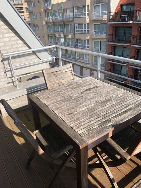 zeewinde Apartment in Middelkerke