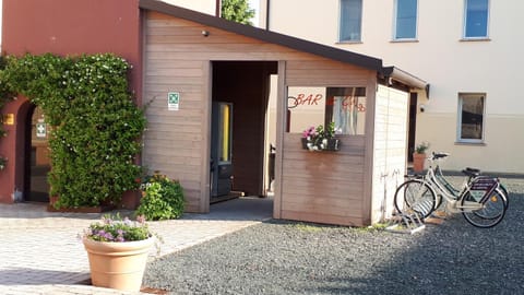 Villa Meli Lupi - Residenze Temporanee Condominio in Parma