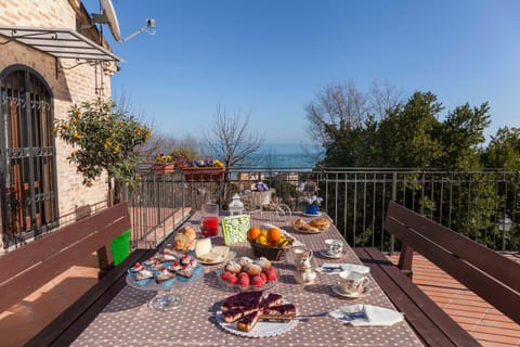 Garden, Balcony/Terrace, Breakfast