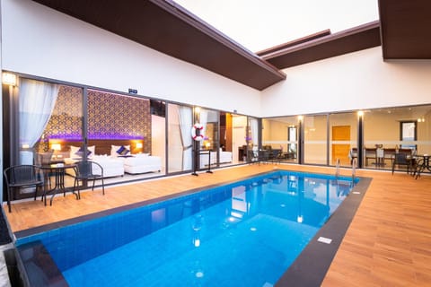 The Thames Pool Access Resort & Villa - SHA Extra Plus Hotel in Chalong