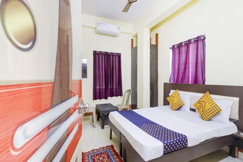 OYO Hotel Srinidhi Inn Near Bharat Nagar Metro Station Hôtel in Hyderabad
