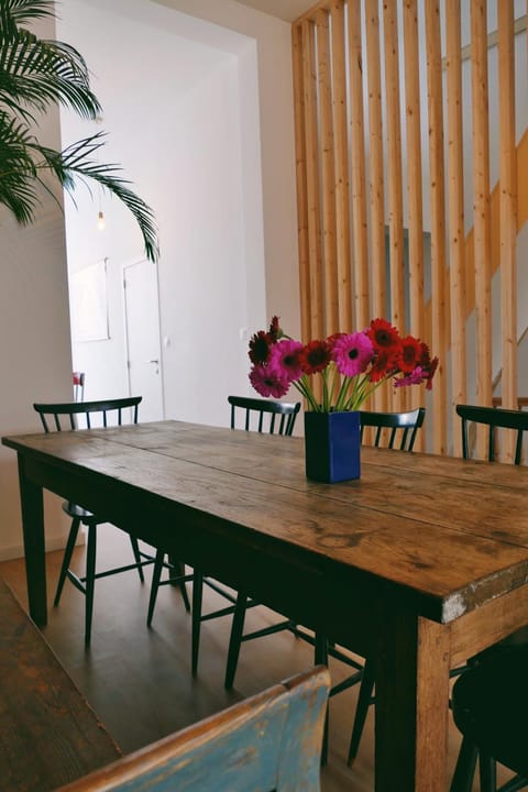 Dining area, On site