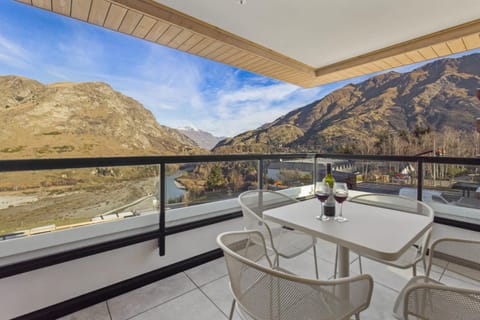 Balcony/Terrace, Dining area