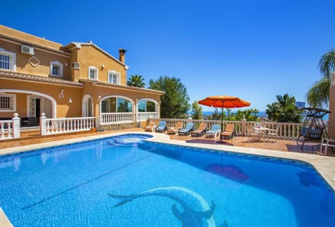 Villa Malie Villa in Calp