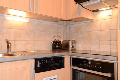 Kitchen or kitchenette, dishwasher, pet friendly, stove, toaster