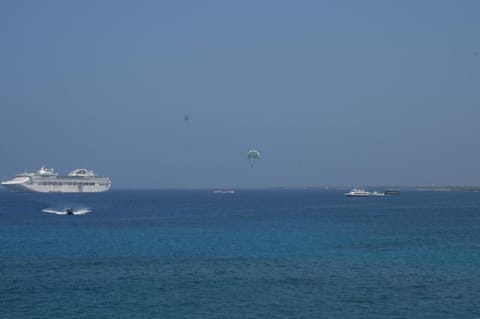 Sea Village 2nd floor Direct Oceanfront unit with extensive upgrades House in Holualoa