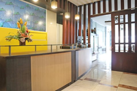 OYO 1673 M Authentic Kost Man Hotel in Padang