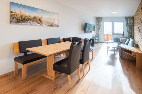 Praga Apartments & Restaurant Zell am See-Kaprun Apartment hotel in Piesendorf