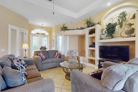 Capeside Breeze House in Cape Coral