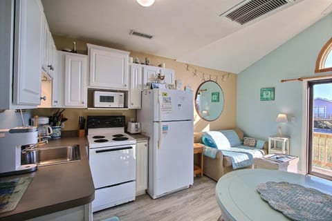 2 Cabana By The Sea Condo Condo in Hatteras Island