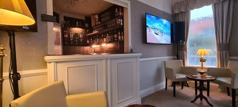 Lounge or bar, Lounge or bar