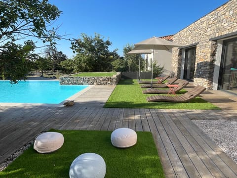 Patio, Swimming pool