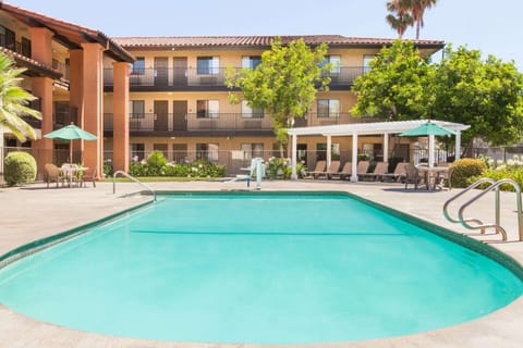 On site, Pool view, Swimming pool, Swimming pool