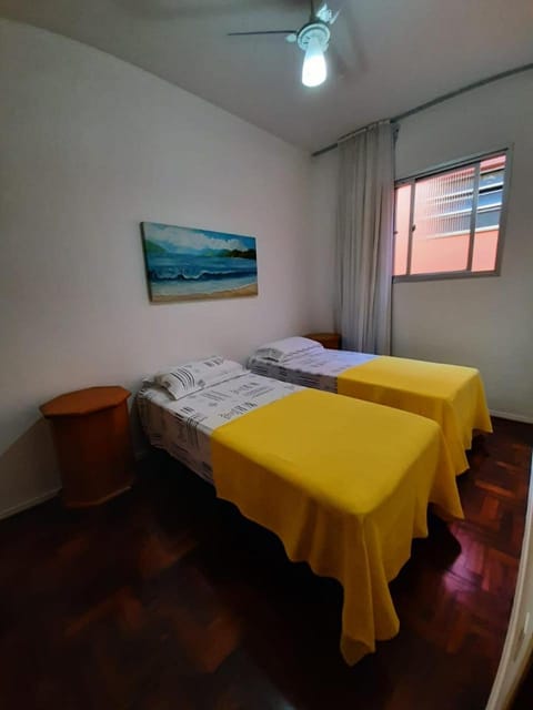 Yellow Hostel Praia da Costa Hostal in Vila Velha