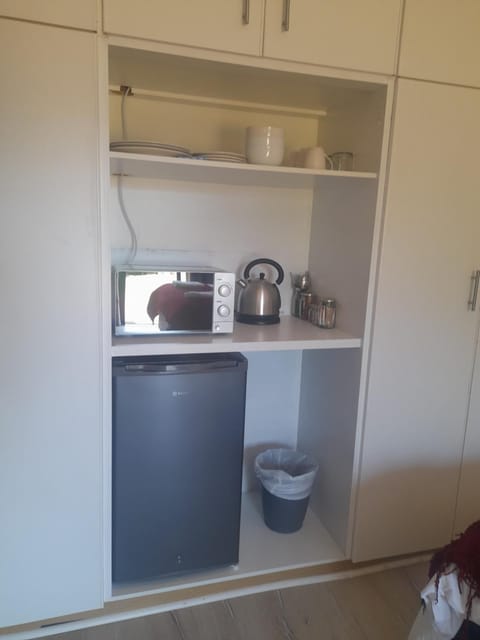 Coffee/tea facilities, Kitchen or kitchenette