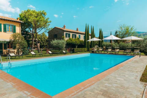 Property building, Garden, Pool view, Swimming pool, Swimming pool