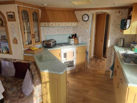 Tm8 6 BERTH 2 BEDROOM CARAVAN P Eigentumswohnung in Chapel Saint Leonards