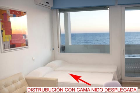 Apartamento con vistas al mar primera linea playa Matalascañas Condo in Matalascañas