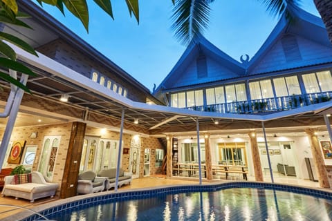 Property building, Swimming pool