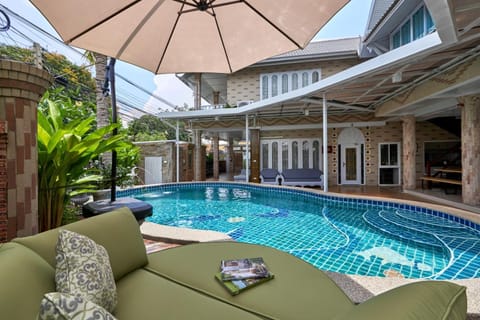 Patio, Swimming pool