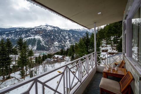 Baan by Snow City Farm Villa in Himachal Pradesh