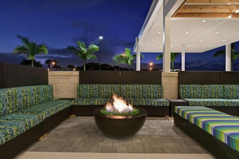 Home2 Suites By Hilton West Palm Beach Airport Hotel in West Palm Beach