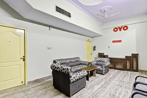 OYO Flagship 47164 Madhav Palace Hotel in Jaipur