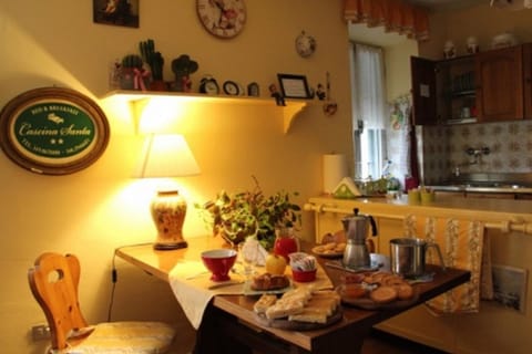 Dining area, Continental breakfast, Italian breakfast