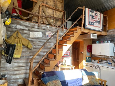 Kitchen or kitchenette, Living room, kitchen