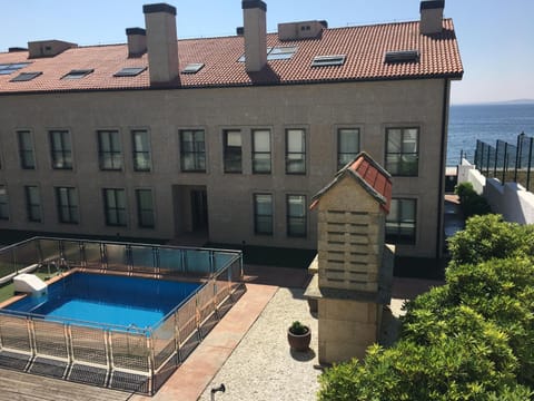 Property building, Bird's eye view, Pool view