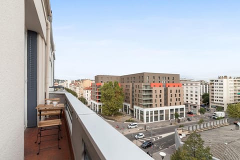 Bright flat with balcony in Lyon city center - Welkeys Apartment in Lyon