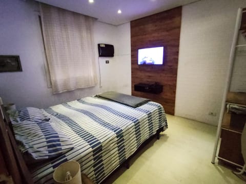 Seu apto na praia - Equipado, familiar e com Internet rápida Apartment in Santos